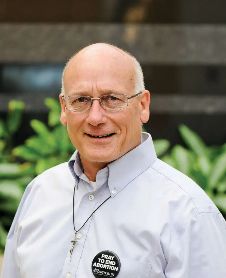 Timothy H Fischer, MD