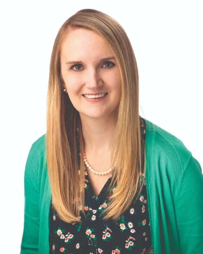 Amanda Knapp, MD