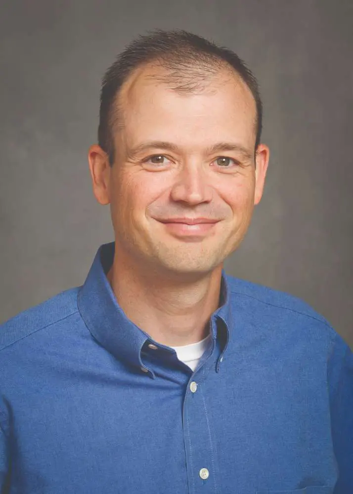 David D Lee, MD