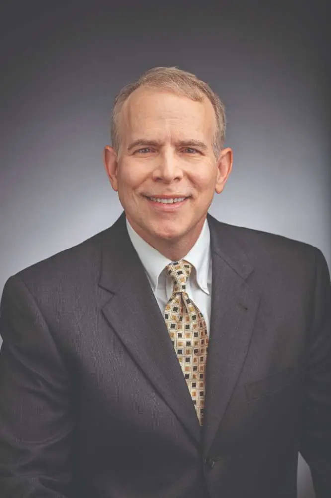 Robert J Pitsch, MD