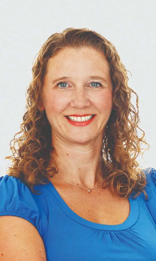 RoseAnn M Schwaninger, MD