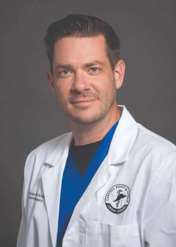 Joshua M Vest, DPM