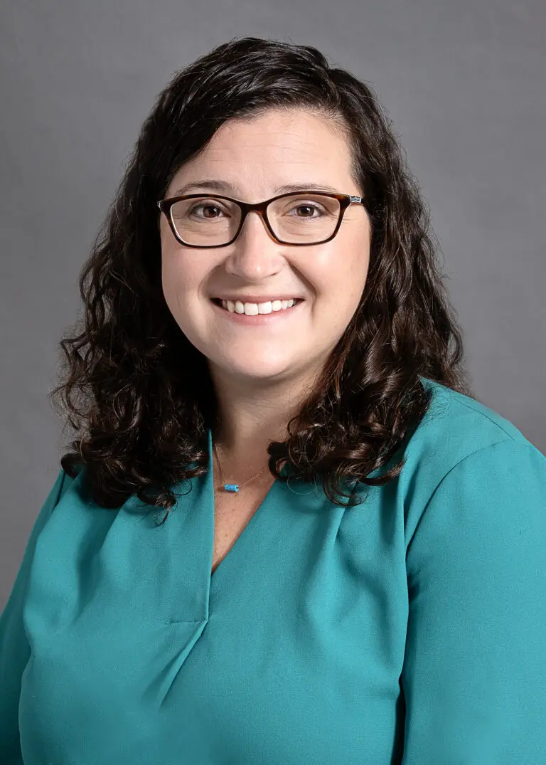 Lorelii O Lewis, MD
