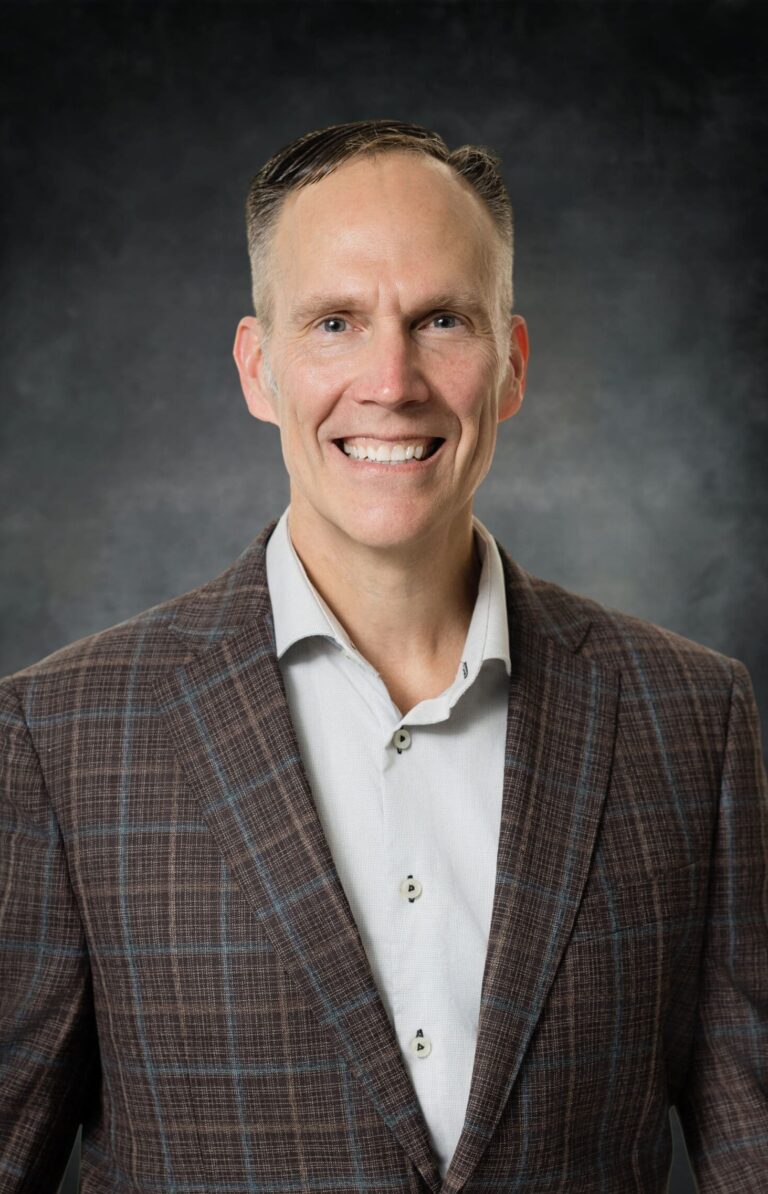 Lance S Schupbach, MD